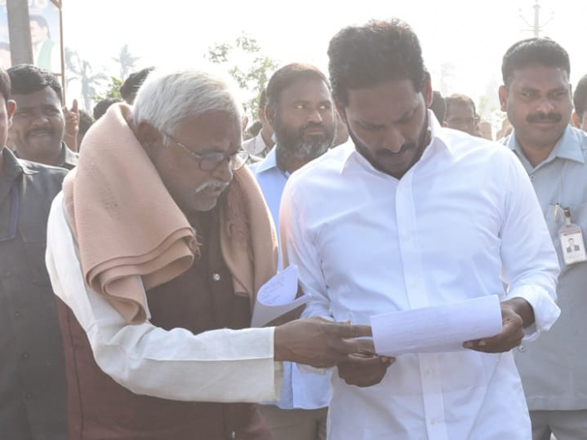 YS jagan padayatra at Srikakulam photo gallery - Sakshi23