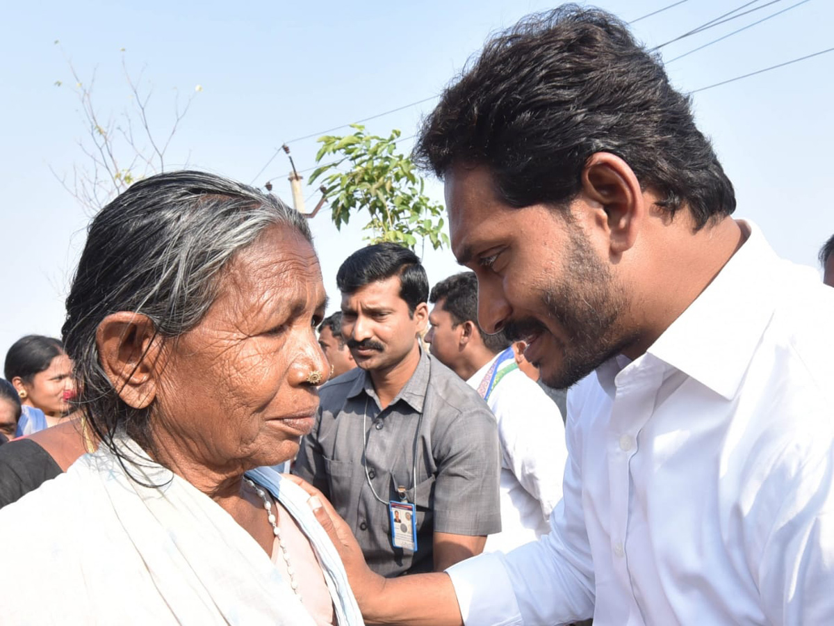 YS jagan padayatra at Srikakulam photo gallery - Sakshi24