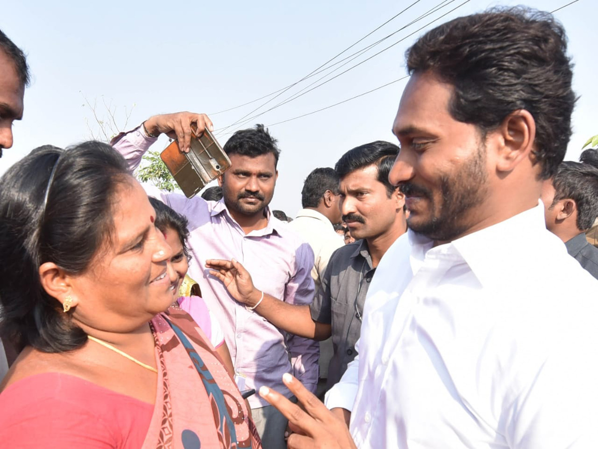 YS jagan padayatra at Srikakulam photo gallery - Sakshi6