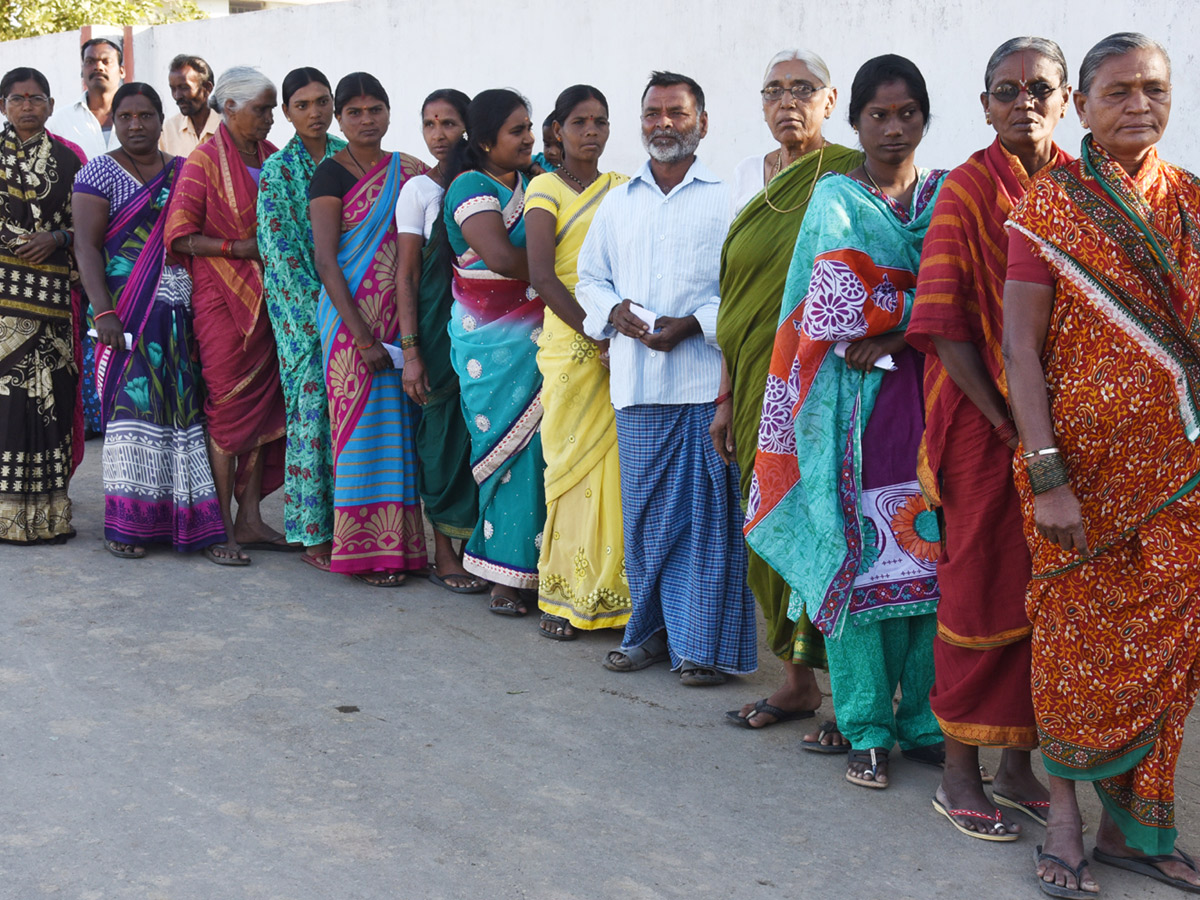 Telangana Panchayat Elections 2019 Photo Gallery - Sakshi3