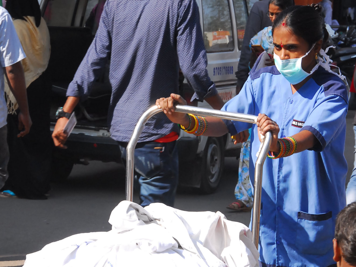 Swine Flu Hyderabad gandhi hospital Photo Gallery - Sakshi4