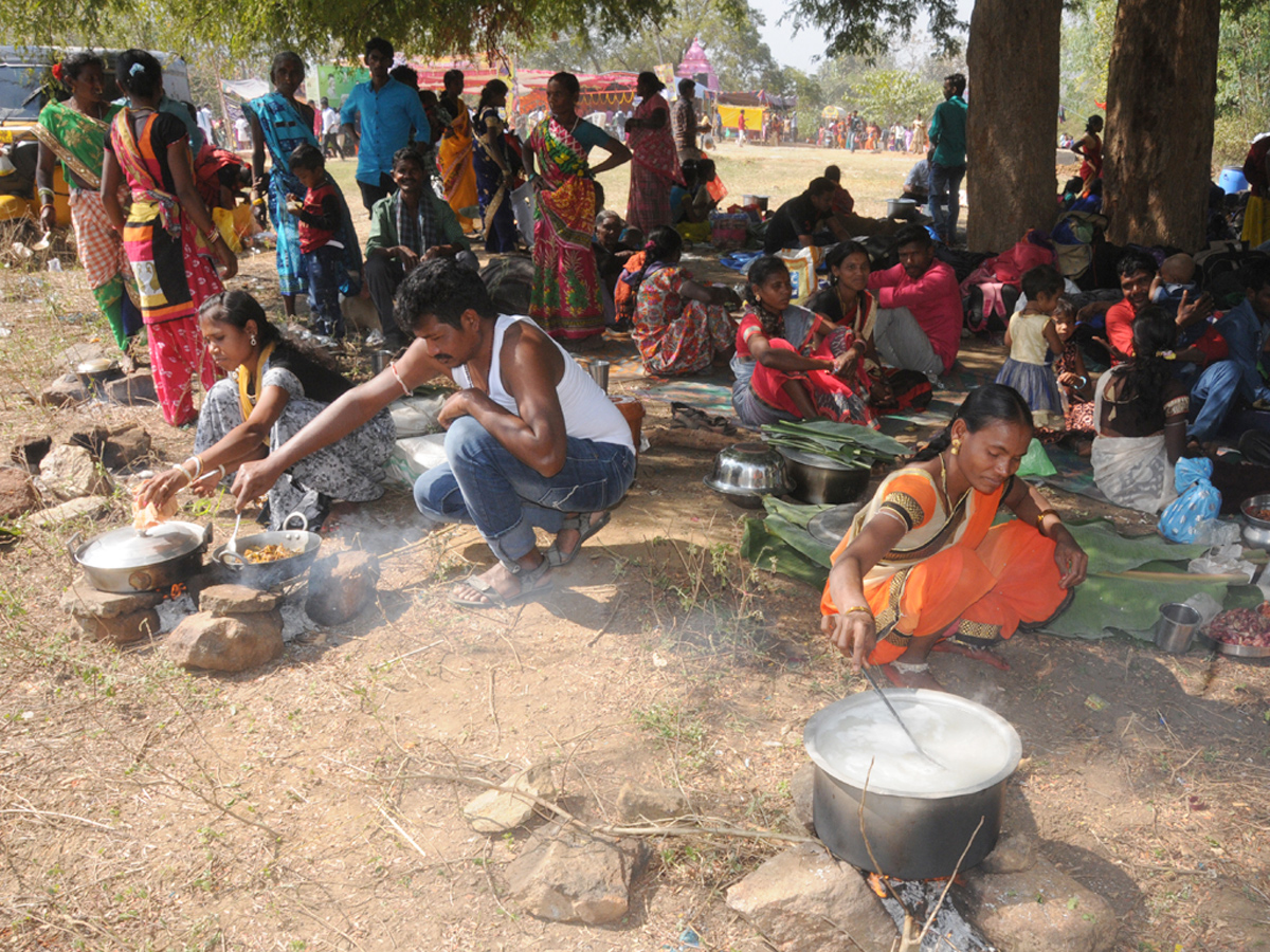 Sambara Polamamba Jatara Celebrations in Sambarapura Photo Gallery - Sakshi11