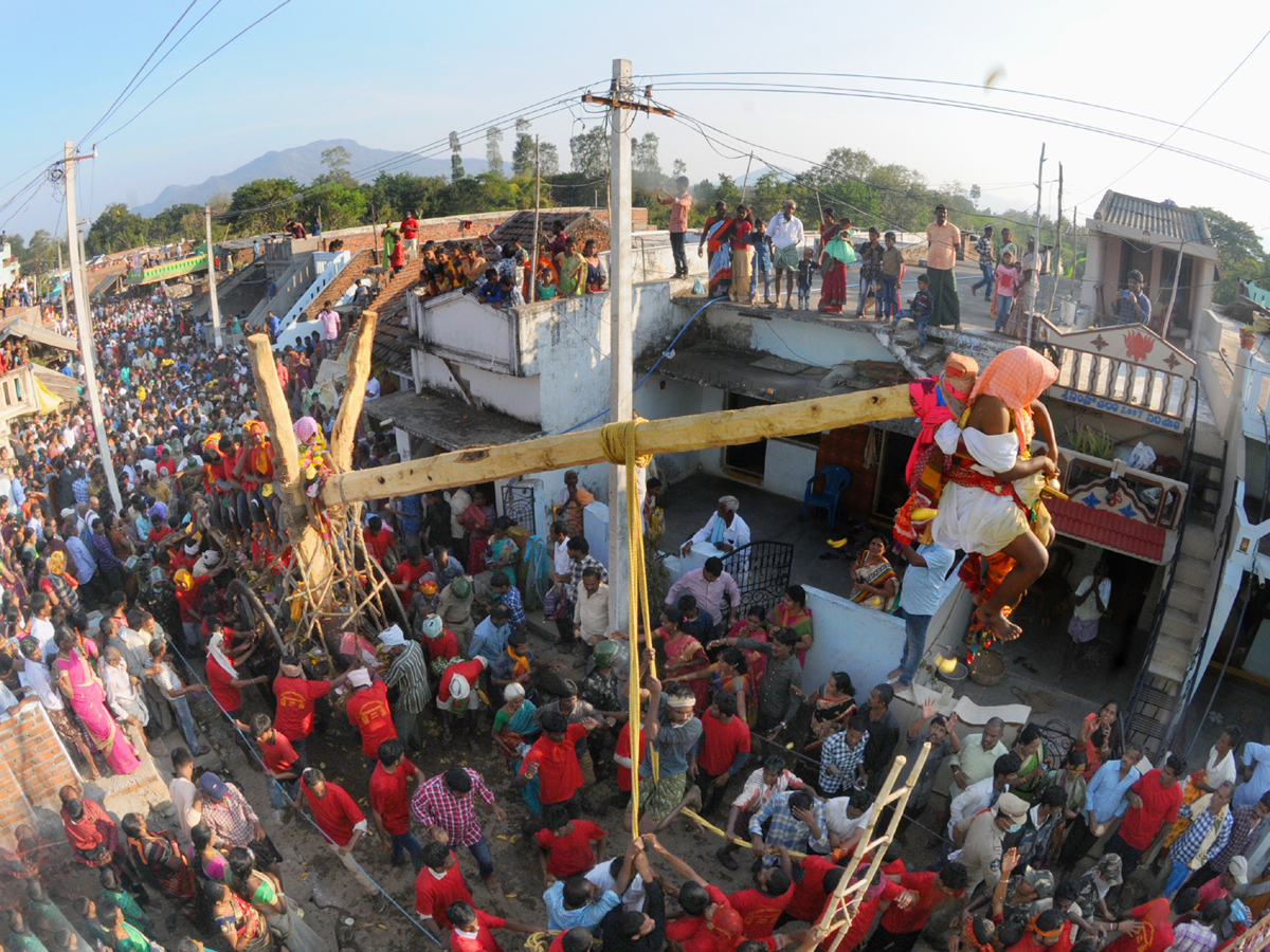 Sambara Polamamba Jatara Celebrations in Sambarapura Photo Gallery - Sakshi1