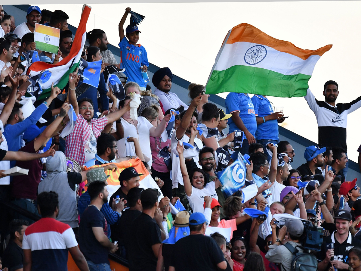 India won first one day match with newzealand photo Gallery - Sakshi24