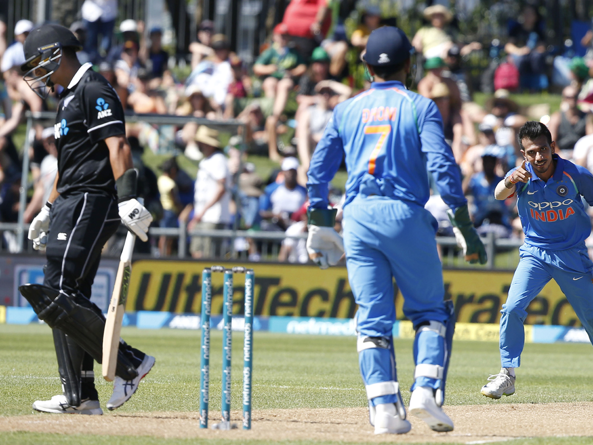 India won first one day match with newzealand photo Gallery - Sakshi4