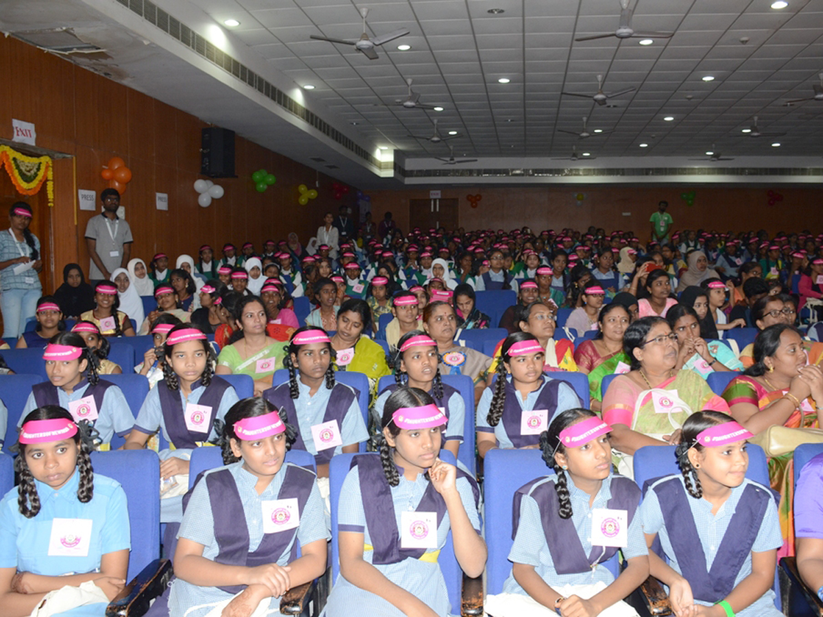 Mahmood Ali  Hon'ble Minister for Home participated in the National Girl Child Day Celebrations Photo gallery - Sakshi14