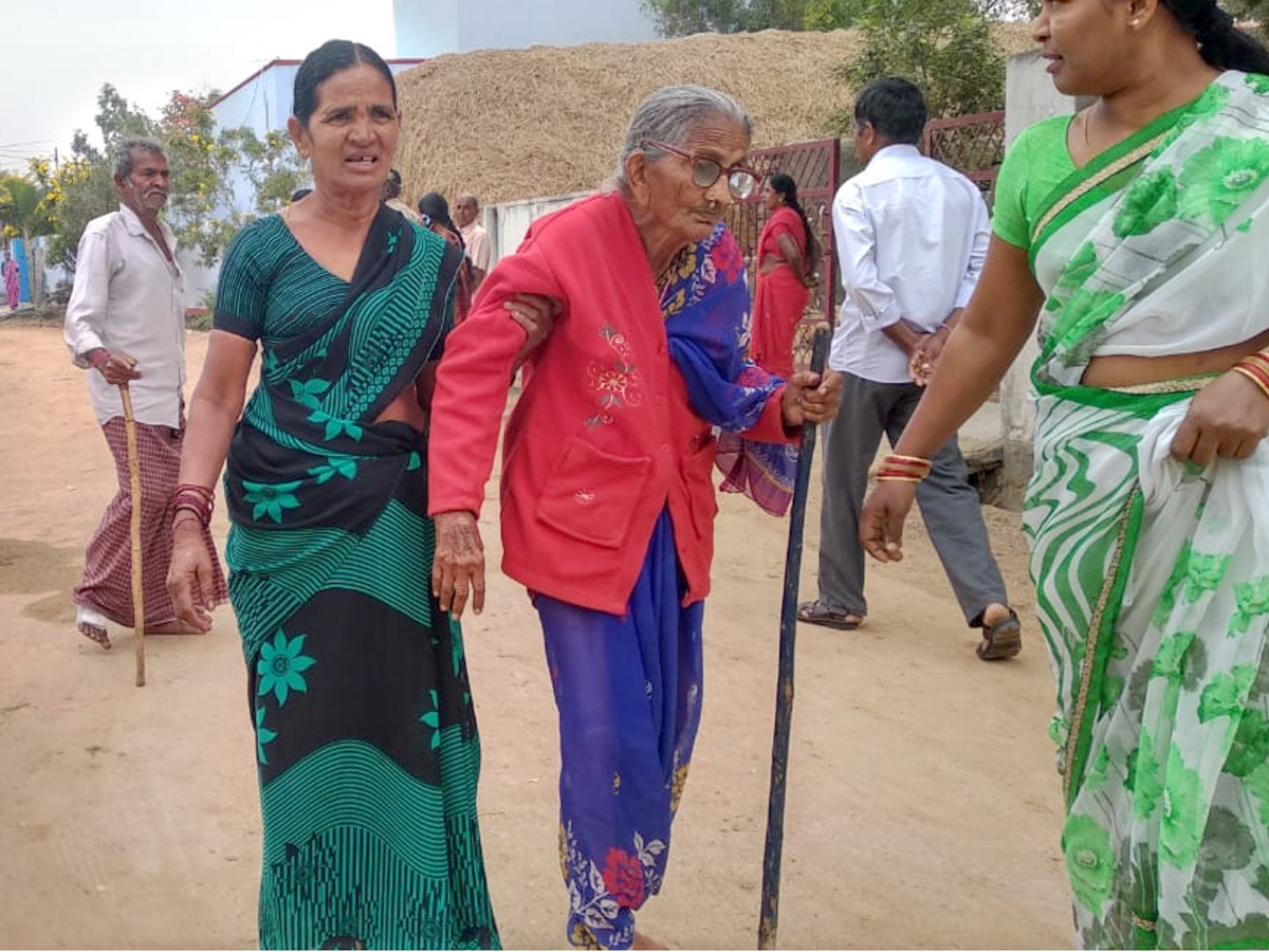 grama panchayat election in telangana Photo Gallery - Sakshi13