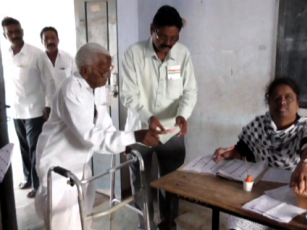 grama panchayat election in telangana Photo Gallery - Sakshi7