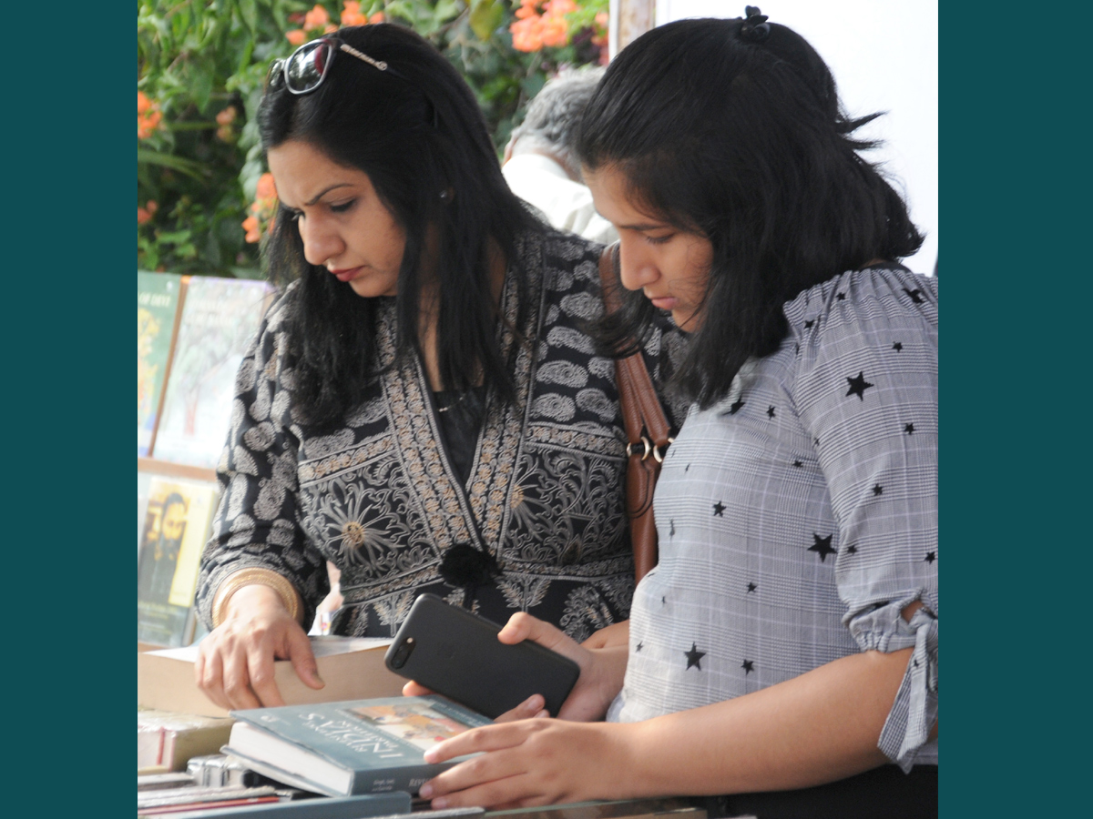 Hyderabad Literary Festival at Hyderabad Public School Photo Gallery - Sakshi12