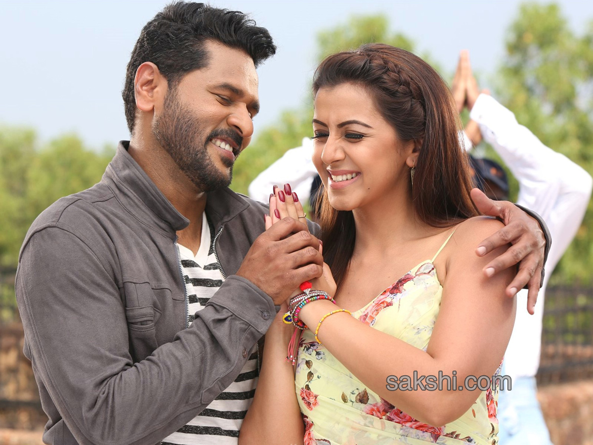 Charlie Chaplin 2 Movie Stills - Sakshi17