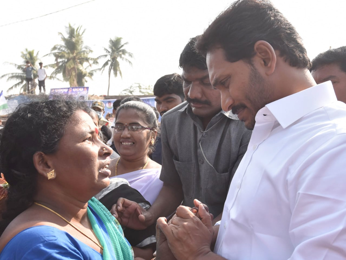 YS Jagan PrajaSankalpaYatra Day 339th Photo Gallery - Sakshi14