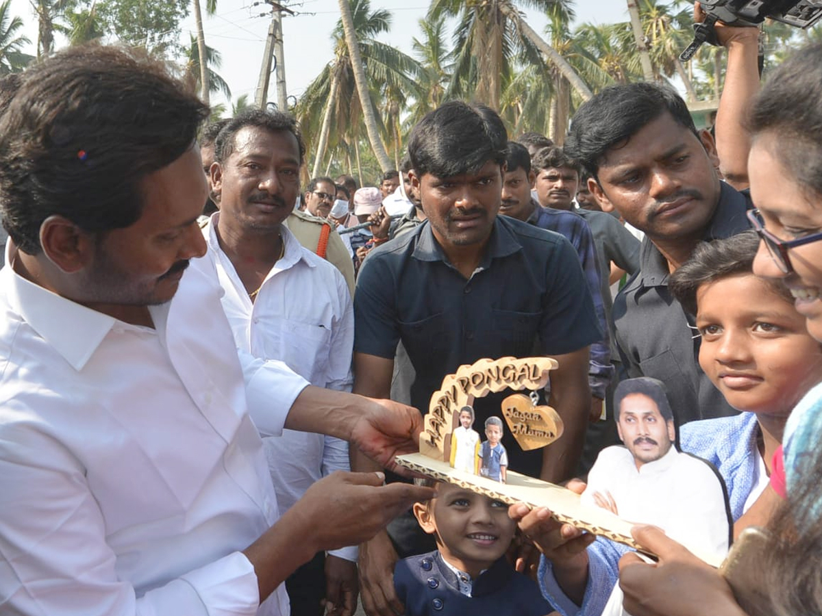 YS Jagan PrajaSankalpaYatra Day 339th Photo Gallery - Sakshi32