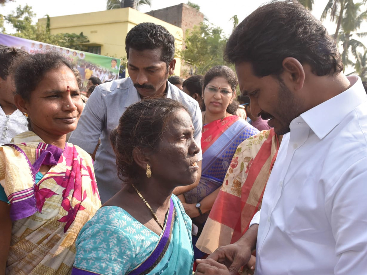 YS Jagan PrajaSankalpaYatra Day 340th Photo Gallery - Sakshi20