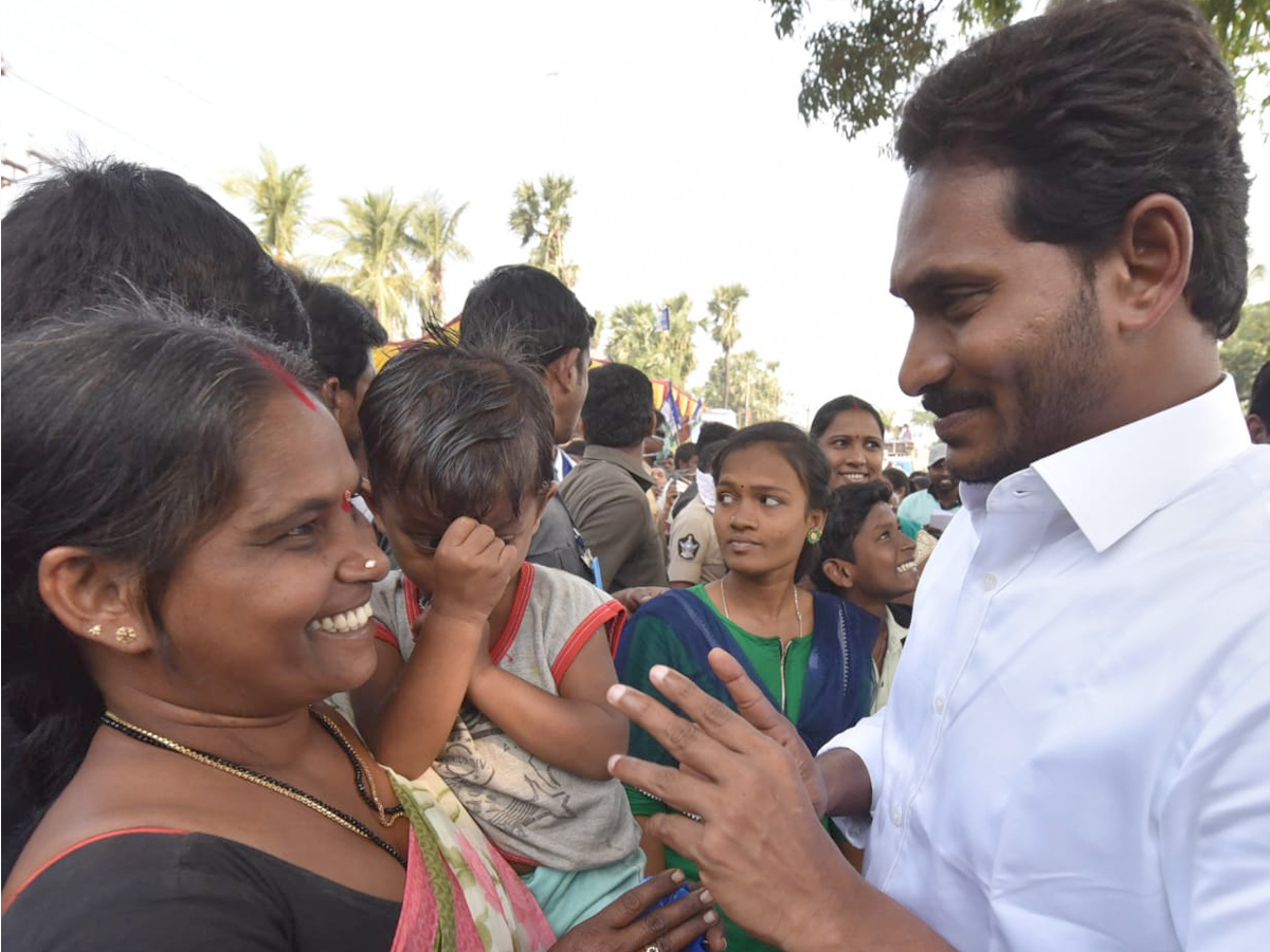 YS Jagan PrajaSankalpaYatra Day 340th Photo Gallery - Sakshi24