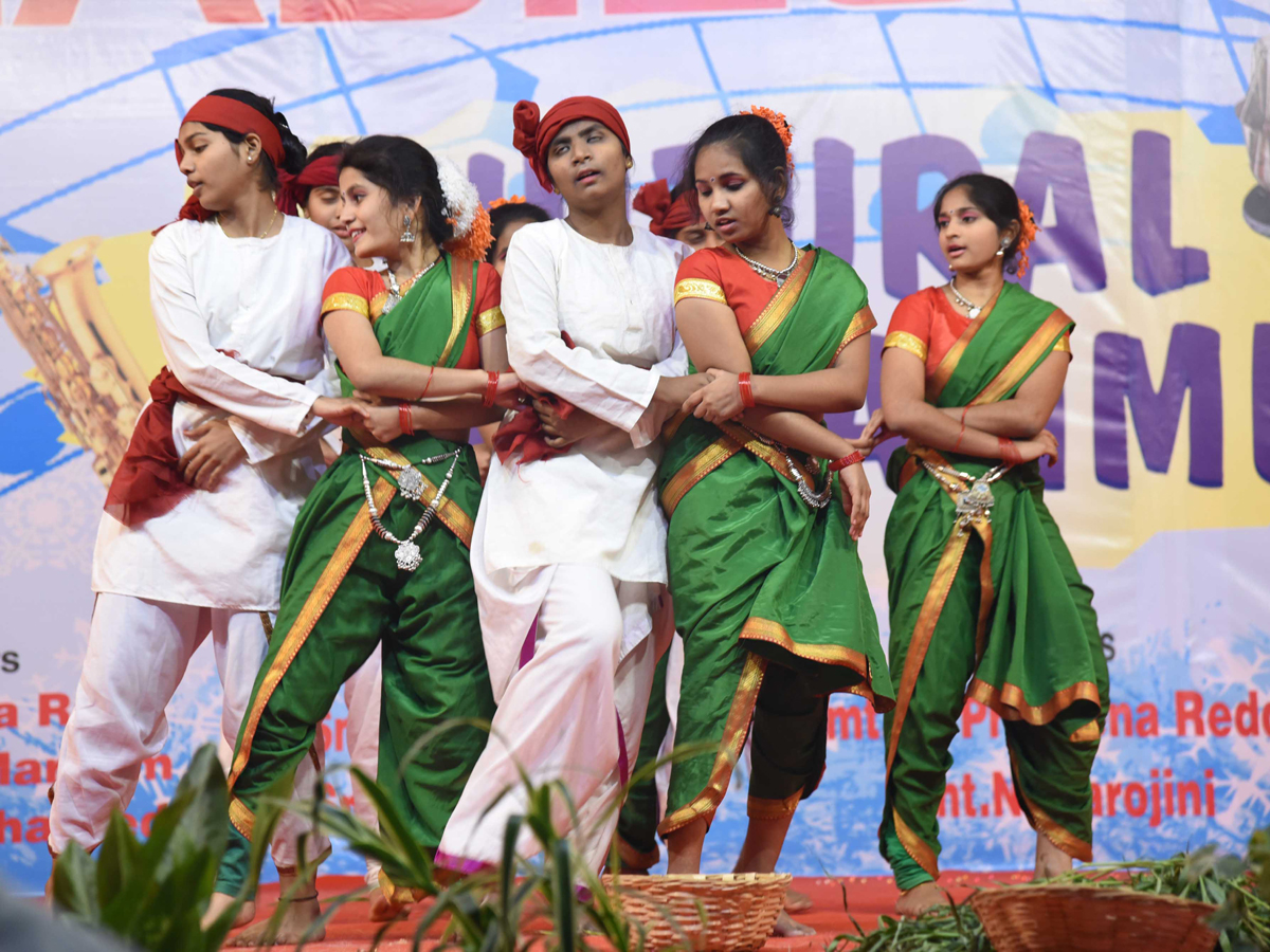 Ladies Special Day At Nampally Numaish Exhibition 2019 Photo Gallery - Sakshi4