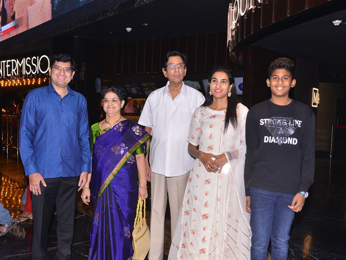 Nandamuri Family At Special Screening of NTR Kathanayakudu Photo Gallery - Sakshi2