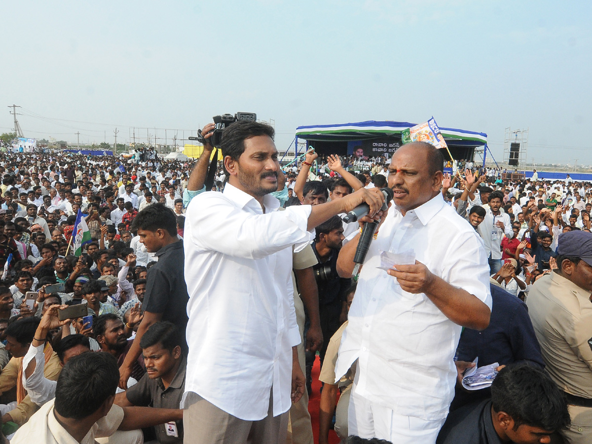 YSRCP Samara Shankharavam anantapur district Photo Gallery - Sakshi4