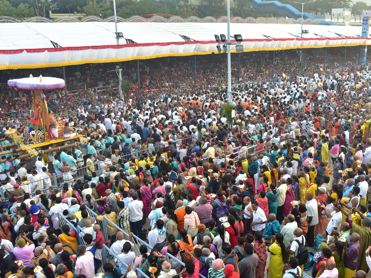 Ratha Saptami in Tirumala Tirupati Photo Gallery - Sakshi15