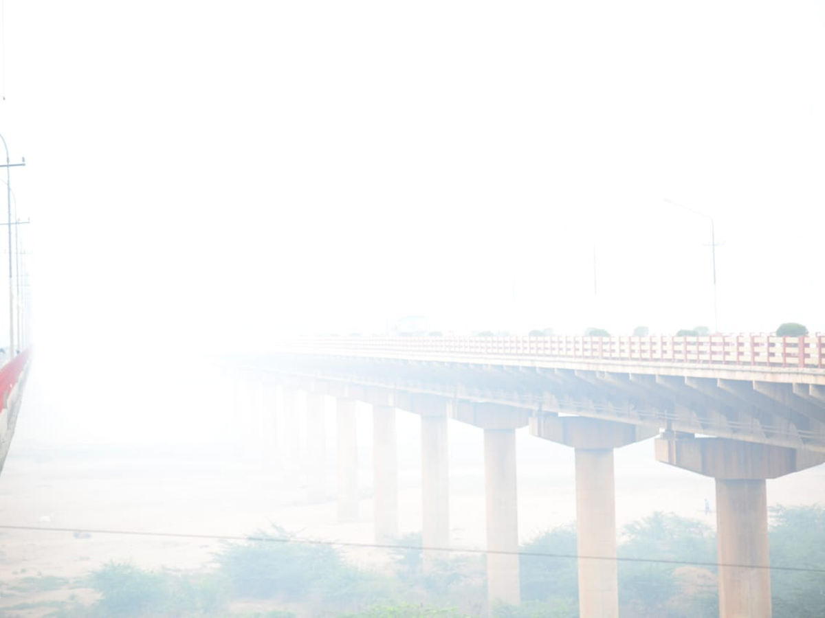 Fog On Vijayawada Photo Gallery - Sakshi13