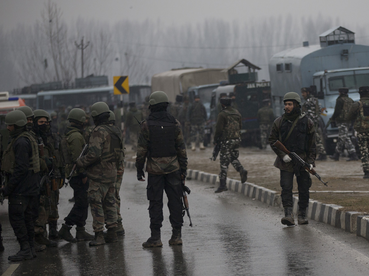 Terrorists Attack In CRPF jawans Pulwama Photo Gallery - Sakshi16