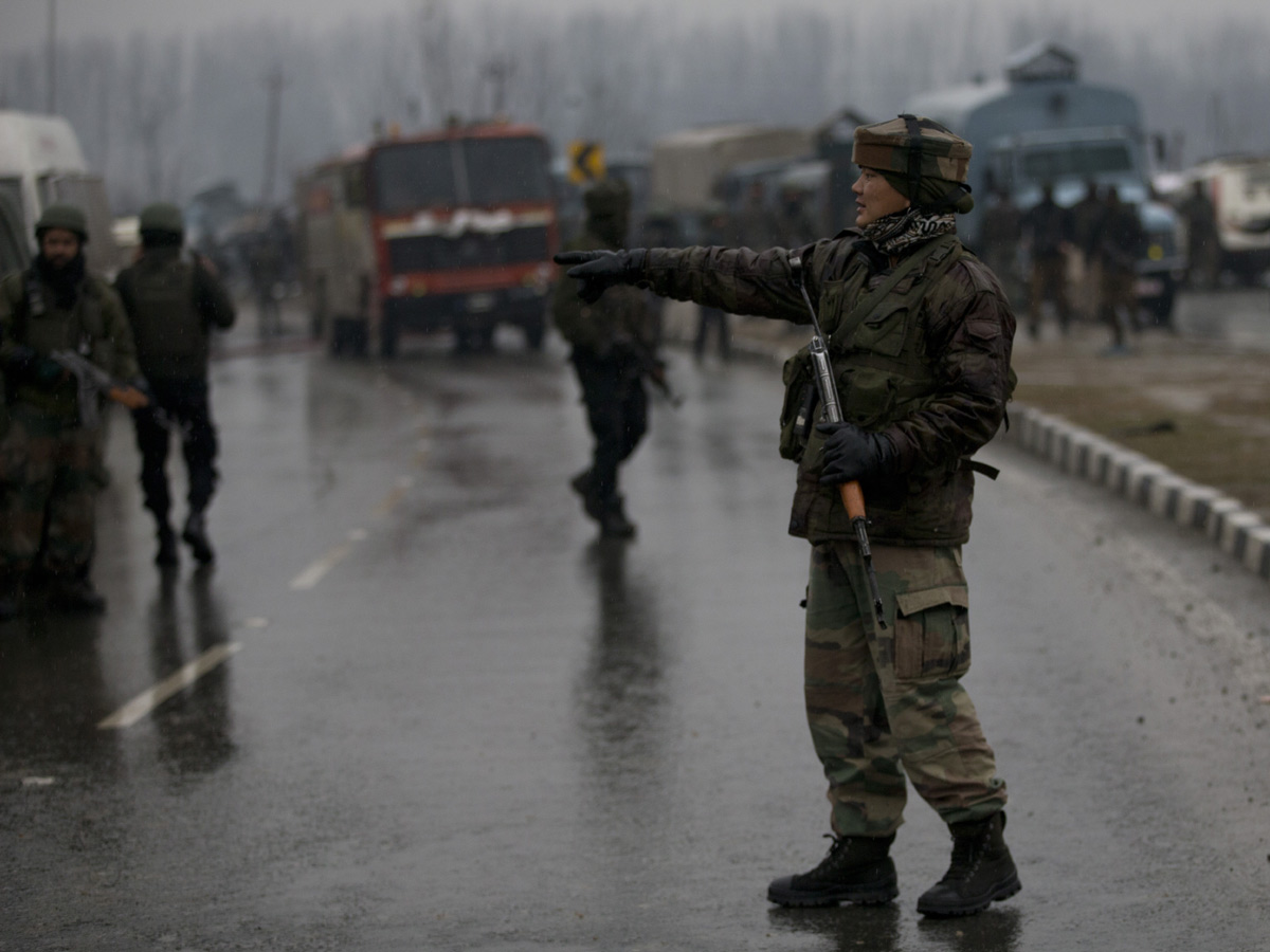 Terrorists Attack In CRPF jawans Pulwama Photo Gallery - Sakshi17