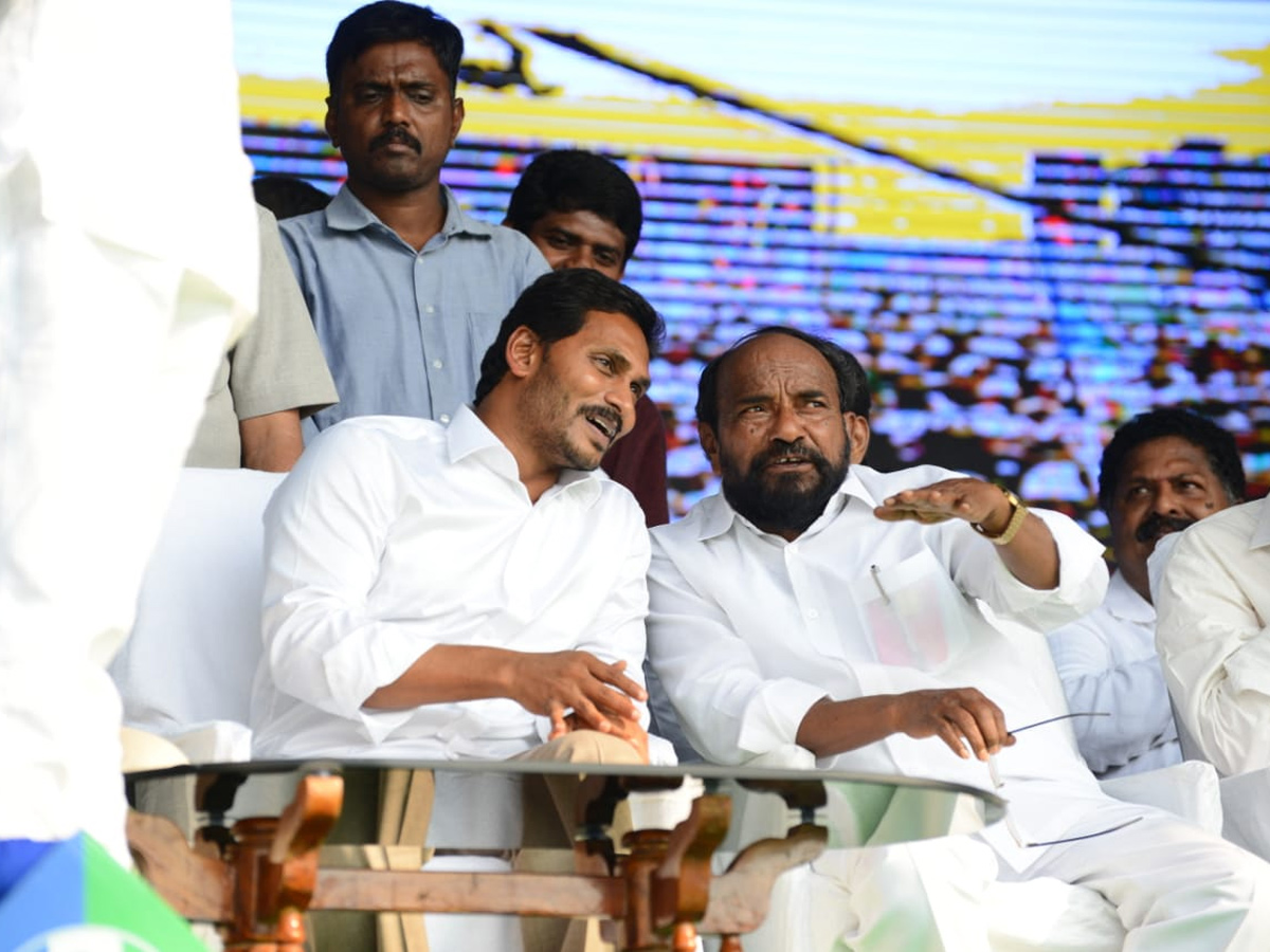 ys jagan mohan reddy bc garjna Photo Gallery - Sakshi9