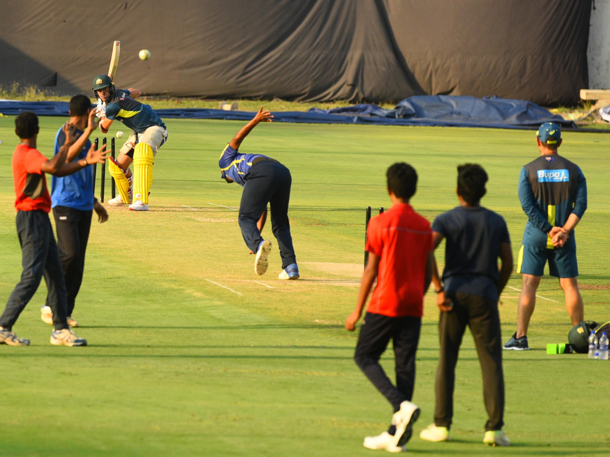 Australia Teams in Uppal Stadium Hyderabad - Sakshi12