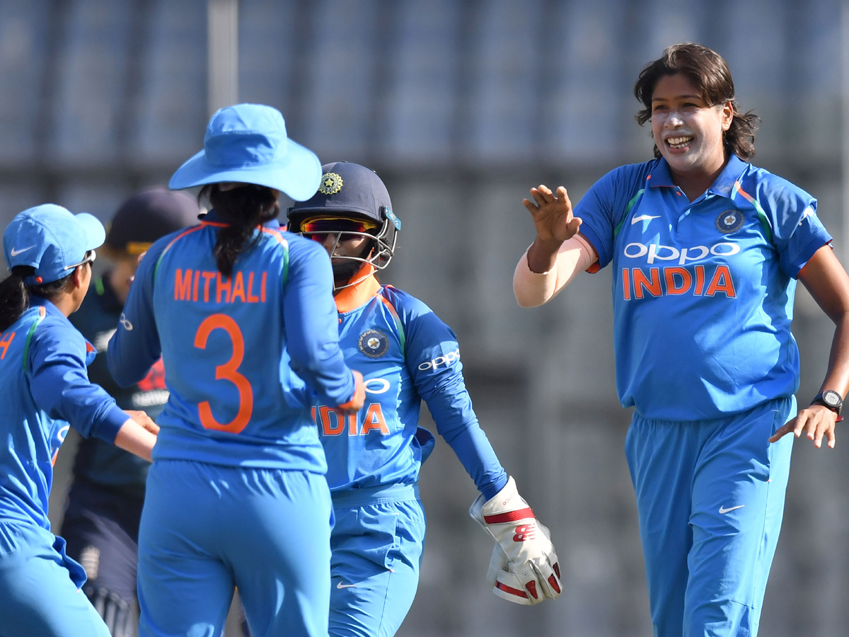 India clinch women's ODI series win over England Photo Gallery - Sakshi15