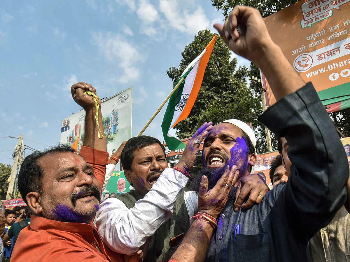 Nation celebrates indian air forces anti terror strikes Photo Gallery - Sakshi10