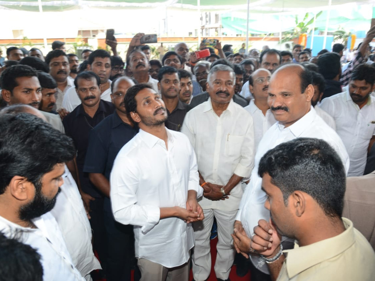 Ys Jagan New House Warming Ceremony In Tadepalli - Sakshi32