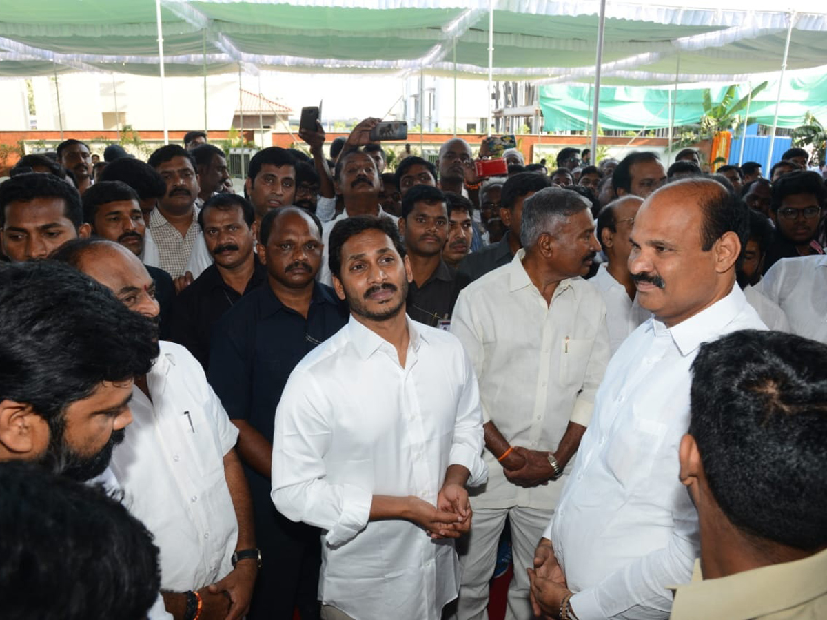 Ys Jagan New House Warming Ceremony In Tadepalli - Sakshi18