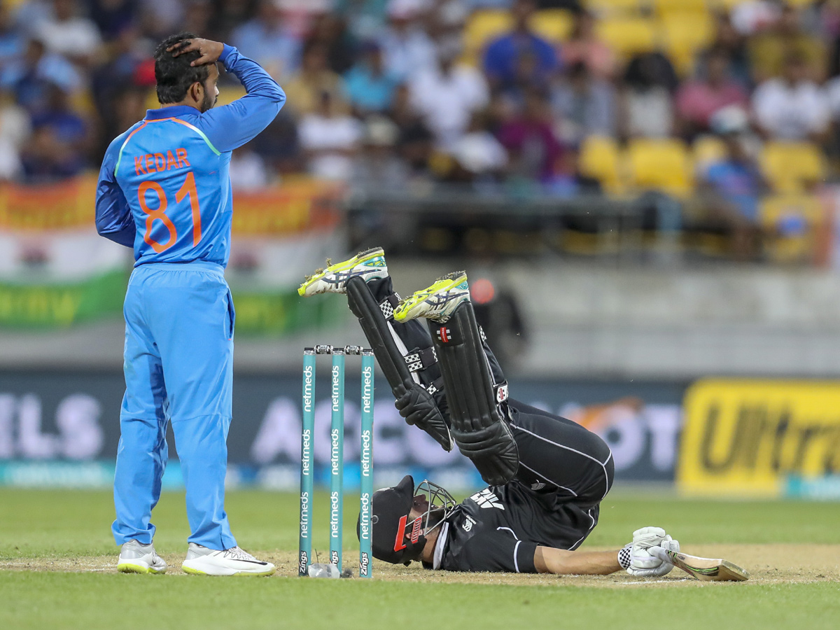 india won fifth odi against newzealand Photo Gallery - Sakshi9