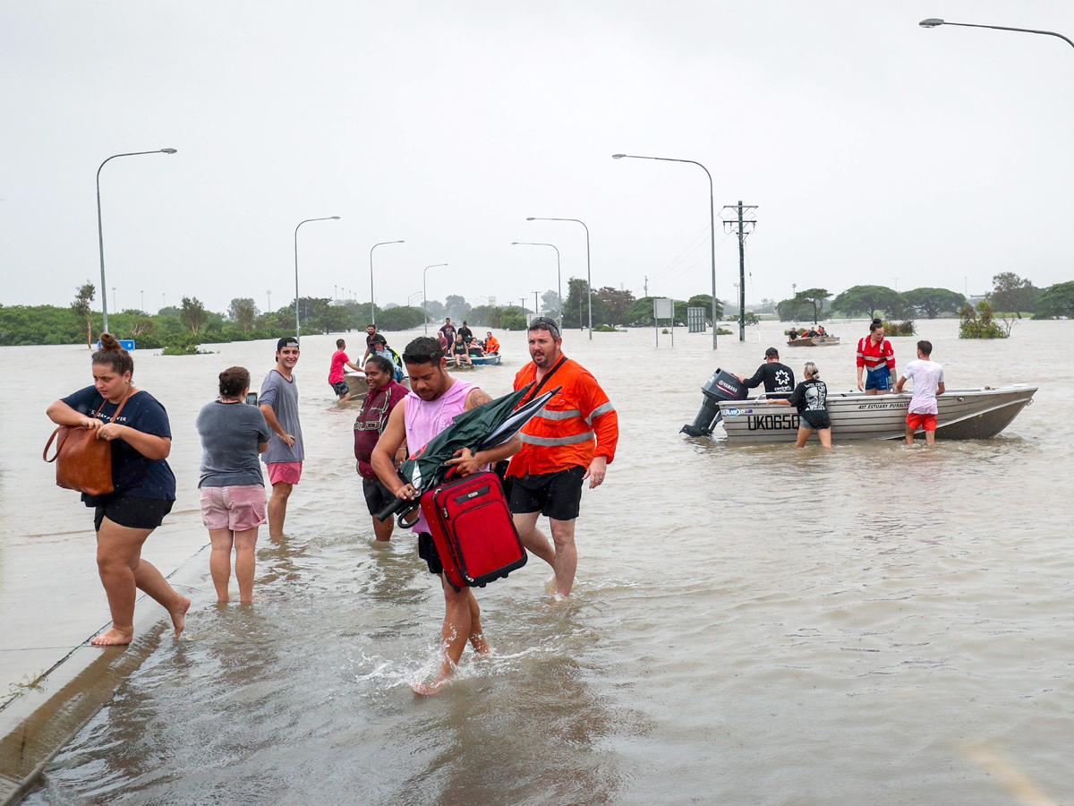 Heavy Rains in Northeastern Australia Photo Gallery - Sakshi7