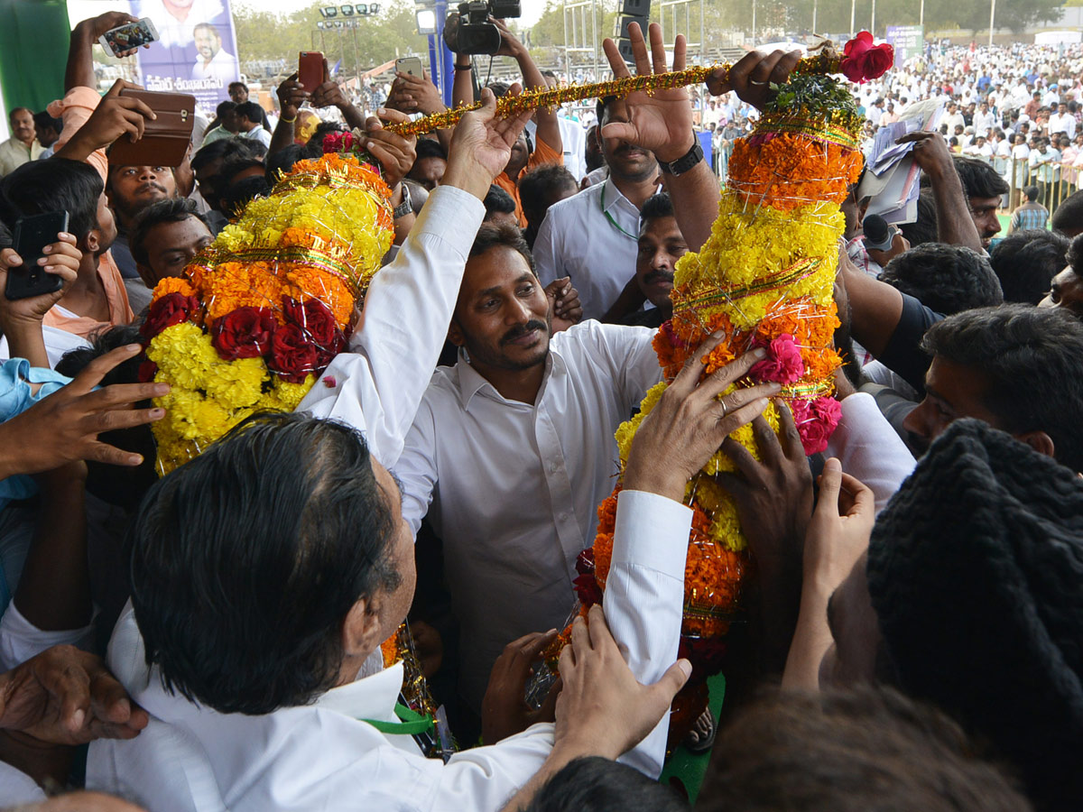 YSRCP Samara Shankharavam in Ysr District Photo Gallery - Sakshi11