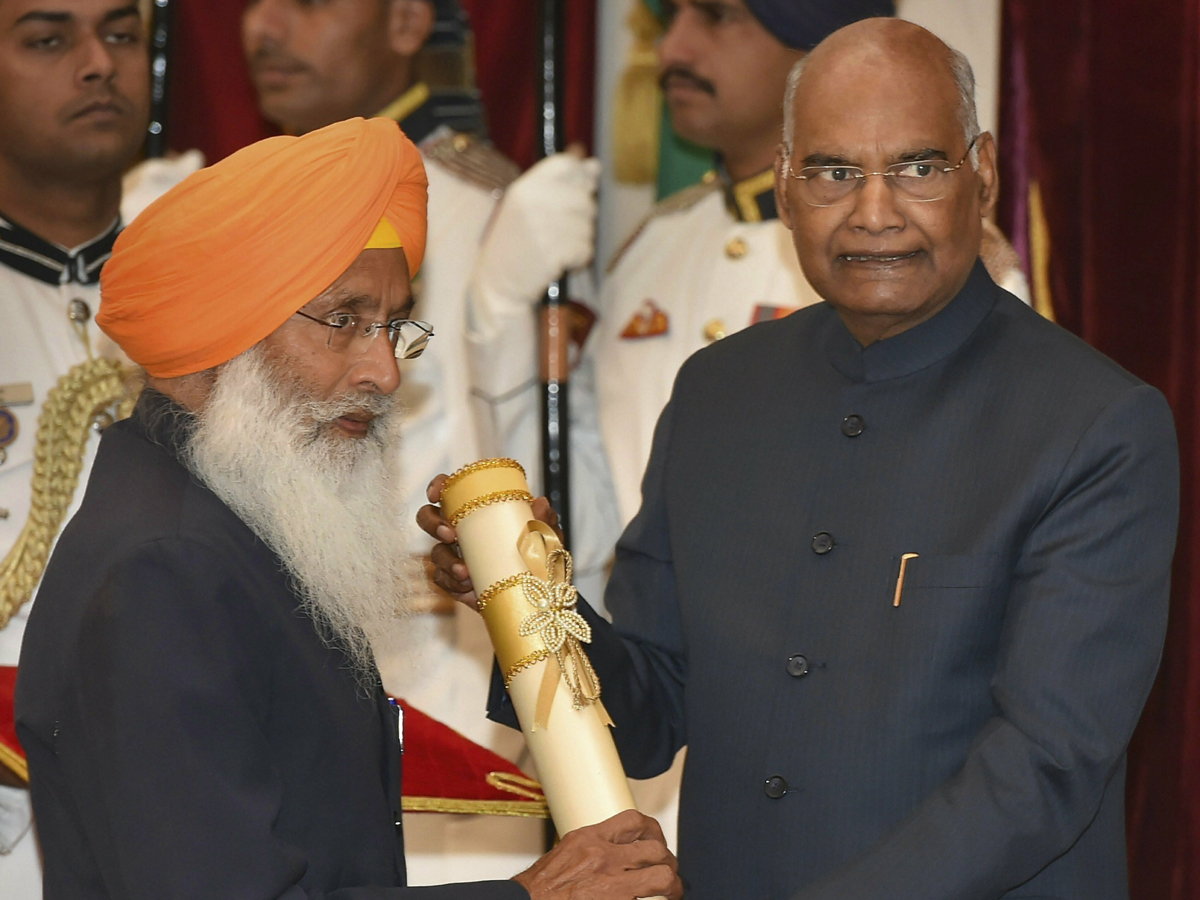  PRESIDENT KOVIND CONFERS PADMA AWARDS AT RASHTRAPATI BHAVAN Photo Gallery - Sakshi2