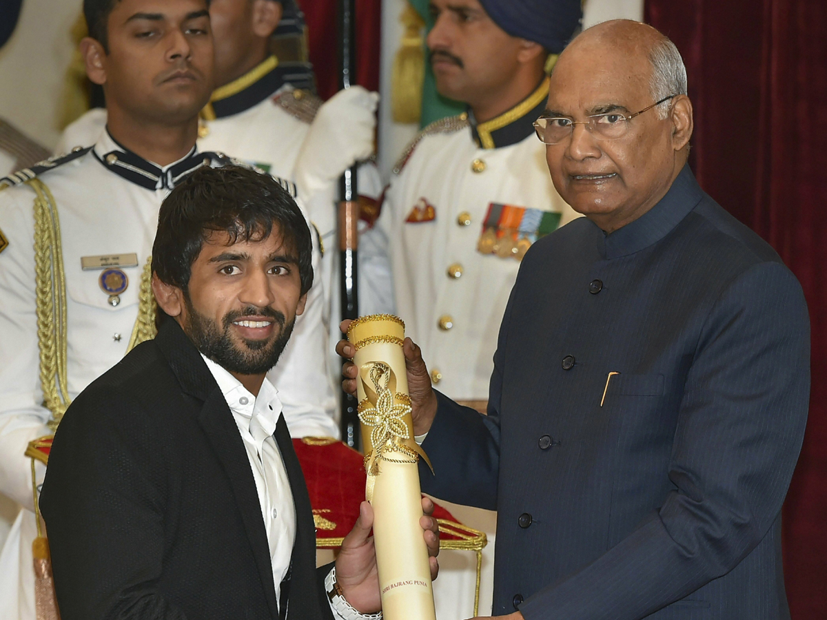  PRESIDENT KOVIND CONFERS PADMA AWARDS AT RASHTRAPATI BHAVAN Photo Gallery - Sakshi16