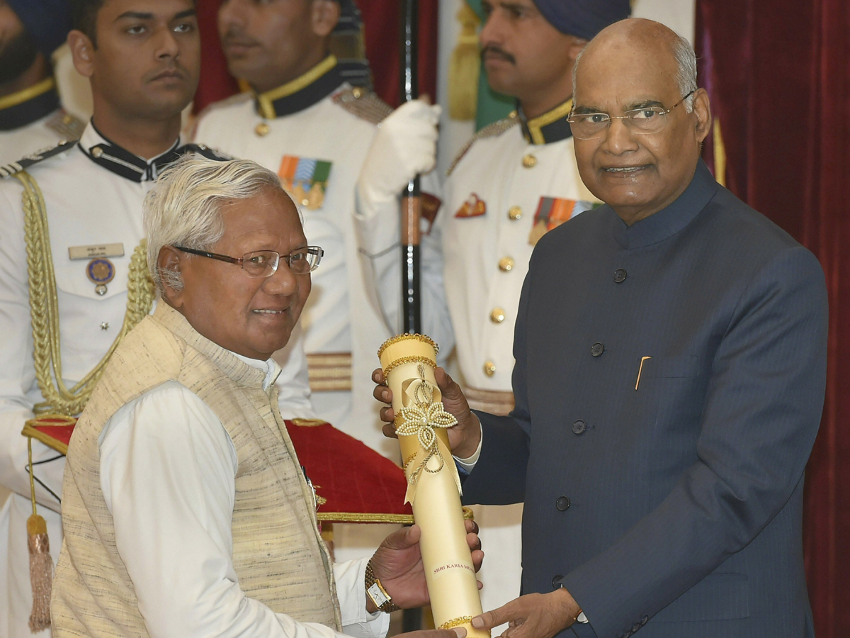  PRESIDENT KOVIND CONFERS PADMA AWARDS AT RASHTRAPATI BHAVAN Photo Gallery - Sakshi3