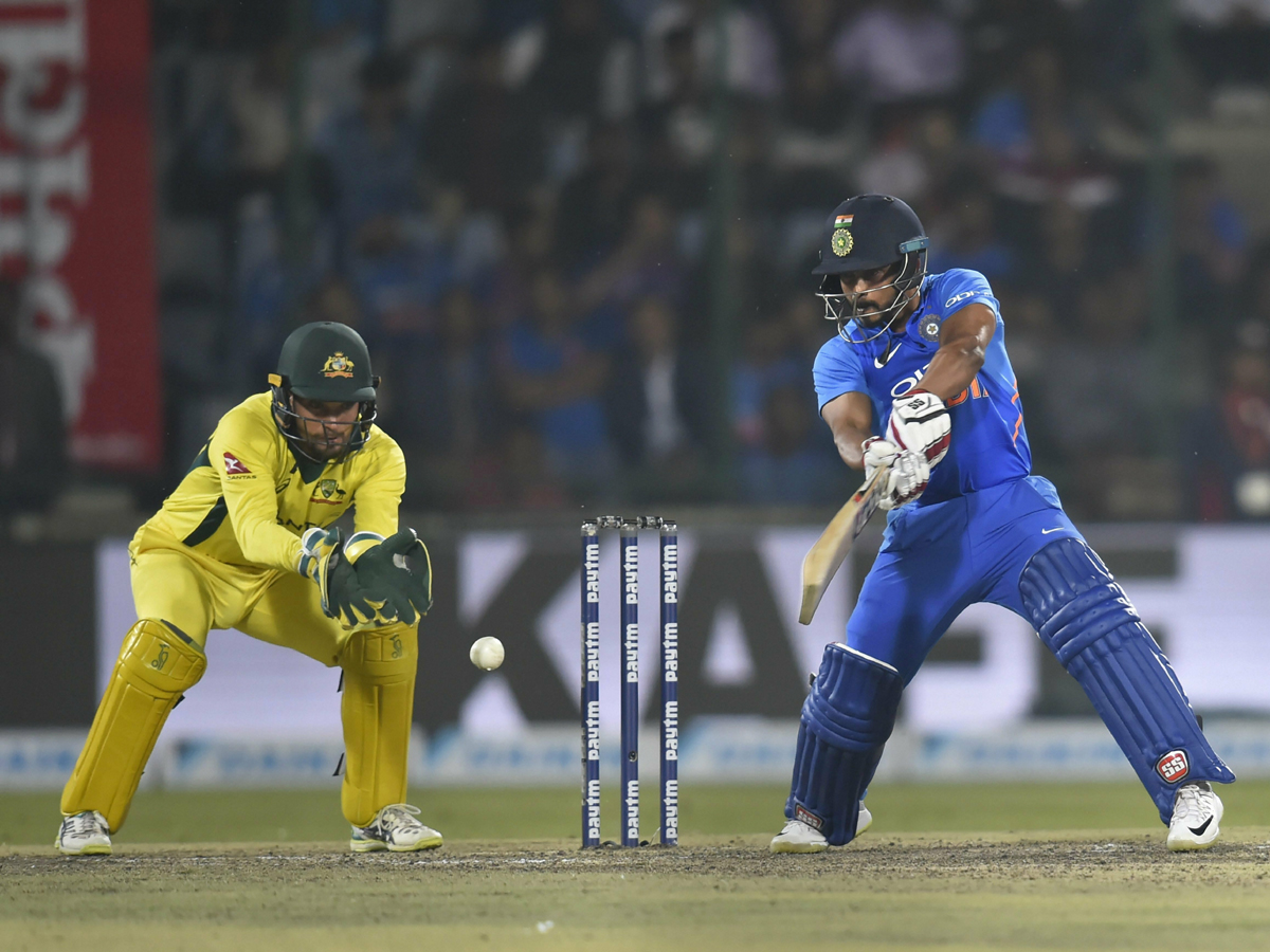 Australia win by 35 runs and clinch the series 3-2 Photo Gallery - Sakshi5