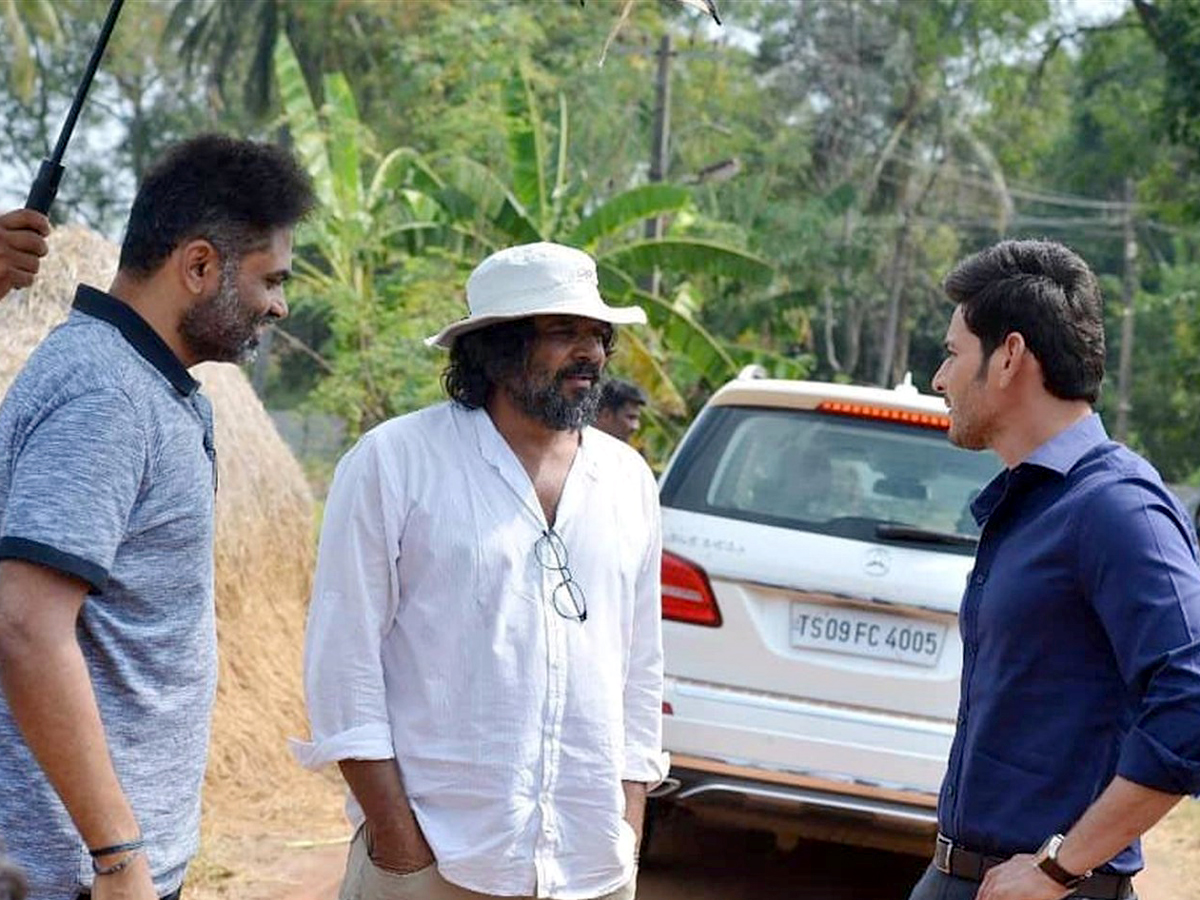 Maharshi Movie Working Stills PHoto Gallery - Sakshi3