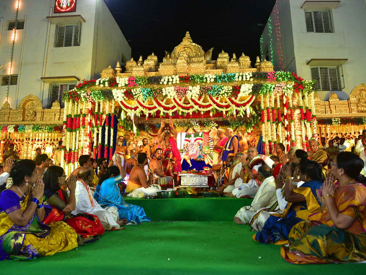 Yadagirigutta Sri Lakshmi Narasimha Swamy Kalyanam Photo Gallery - Sakshi1