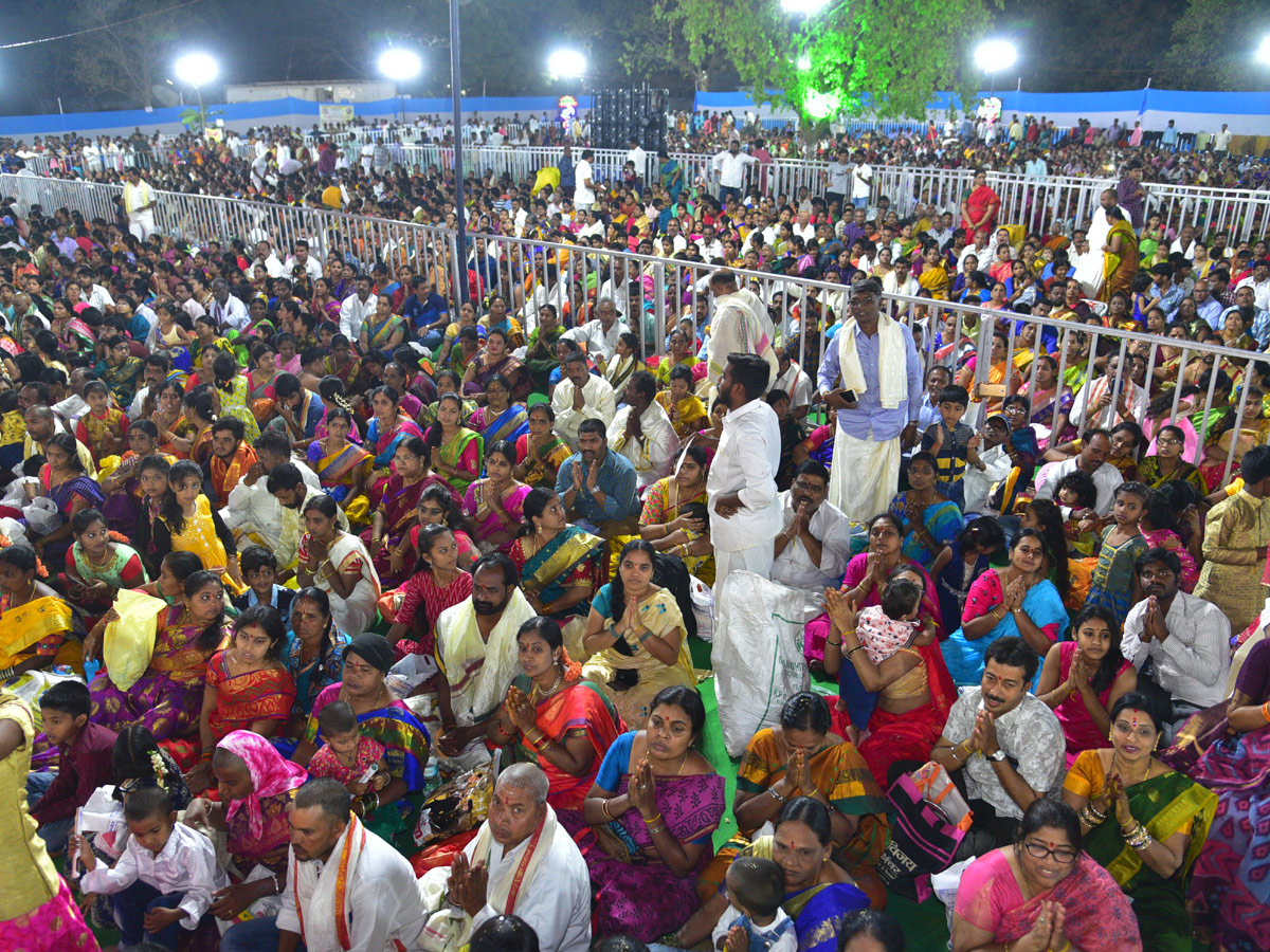 Yadagirigutta Sri Lakshmi Narasimha Swamy Kalyanam Photo Gallery - Sakshi14