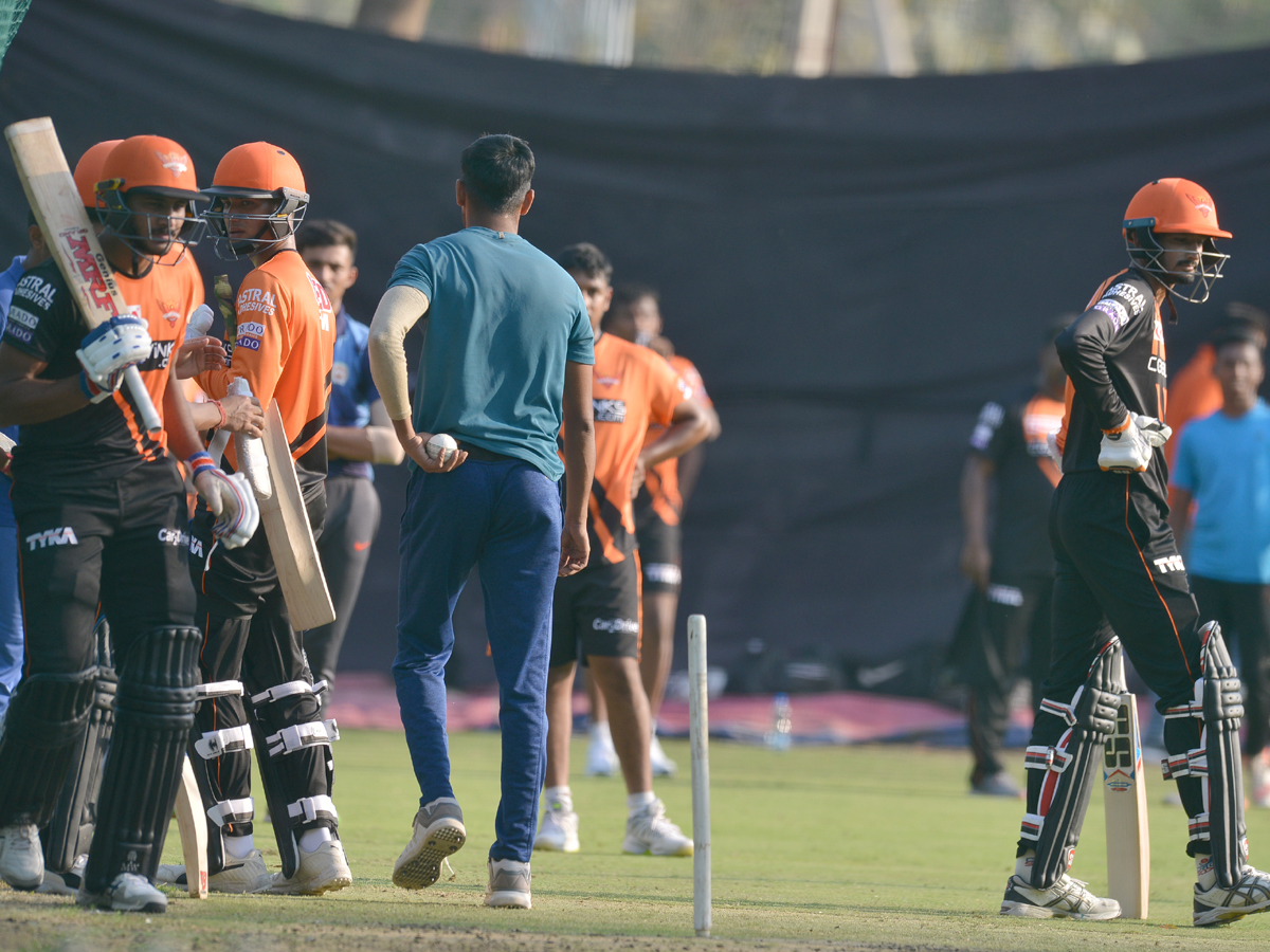 Sunrisers Hyderabad Practice At Uppal Stadium Photo Gallery - Sakshi10