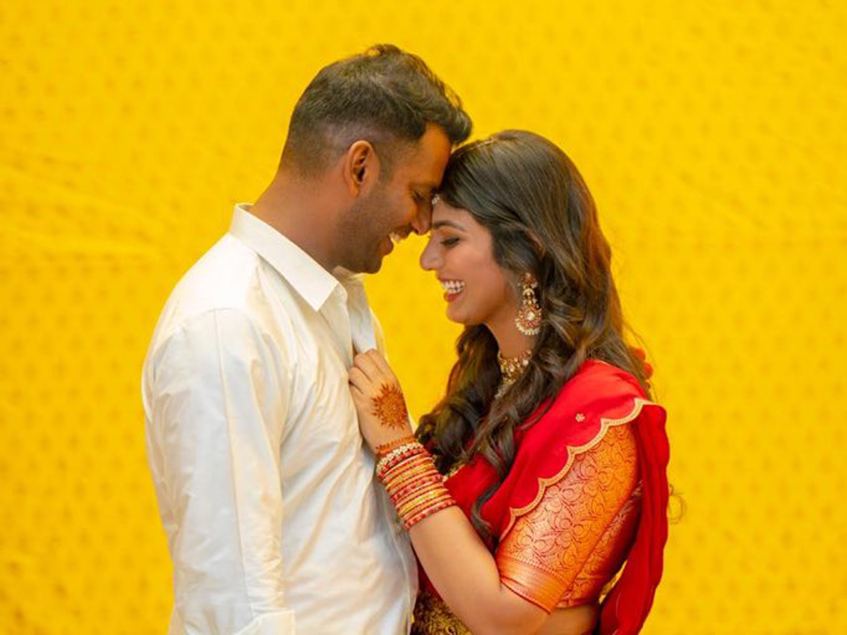 Vishal and Anisha Reddy engagement Photo Gallery - Sakshi4