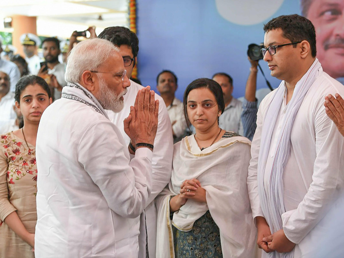 Manohar Parrikar during his funeral in Panaji Photo Gallery - Sakshi5