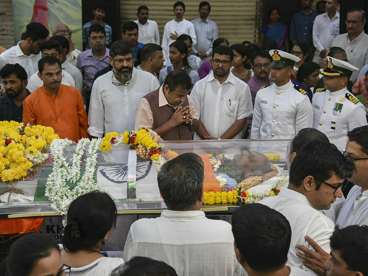 Manohar Parrikar during his funeral in Panaji Photo Gallery - Sakshi7