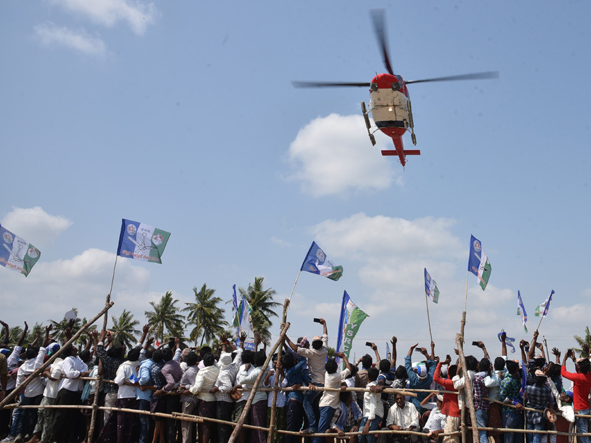 ys jagan election campaign in Krishna district Avanigadda - Sakshi4