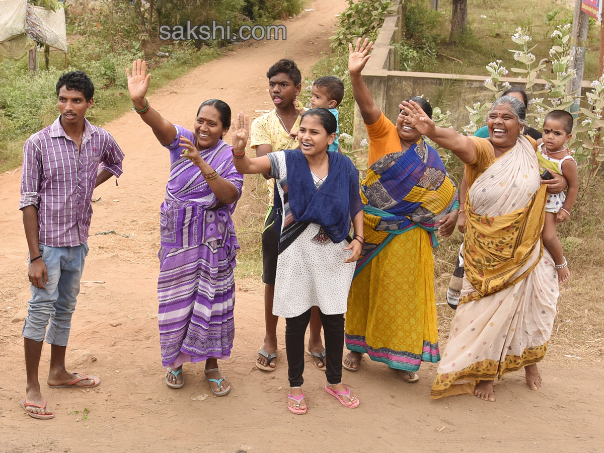 ys jagan election campaign in Koyyalagudem, West Godavari district - Sakshi13