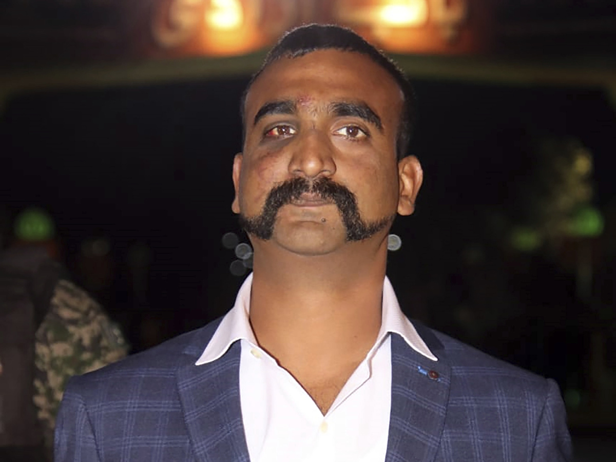 Commander Abhinandan Varthaman Released by Pakistan Photo Gallery - Sakshi3