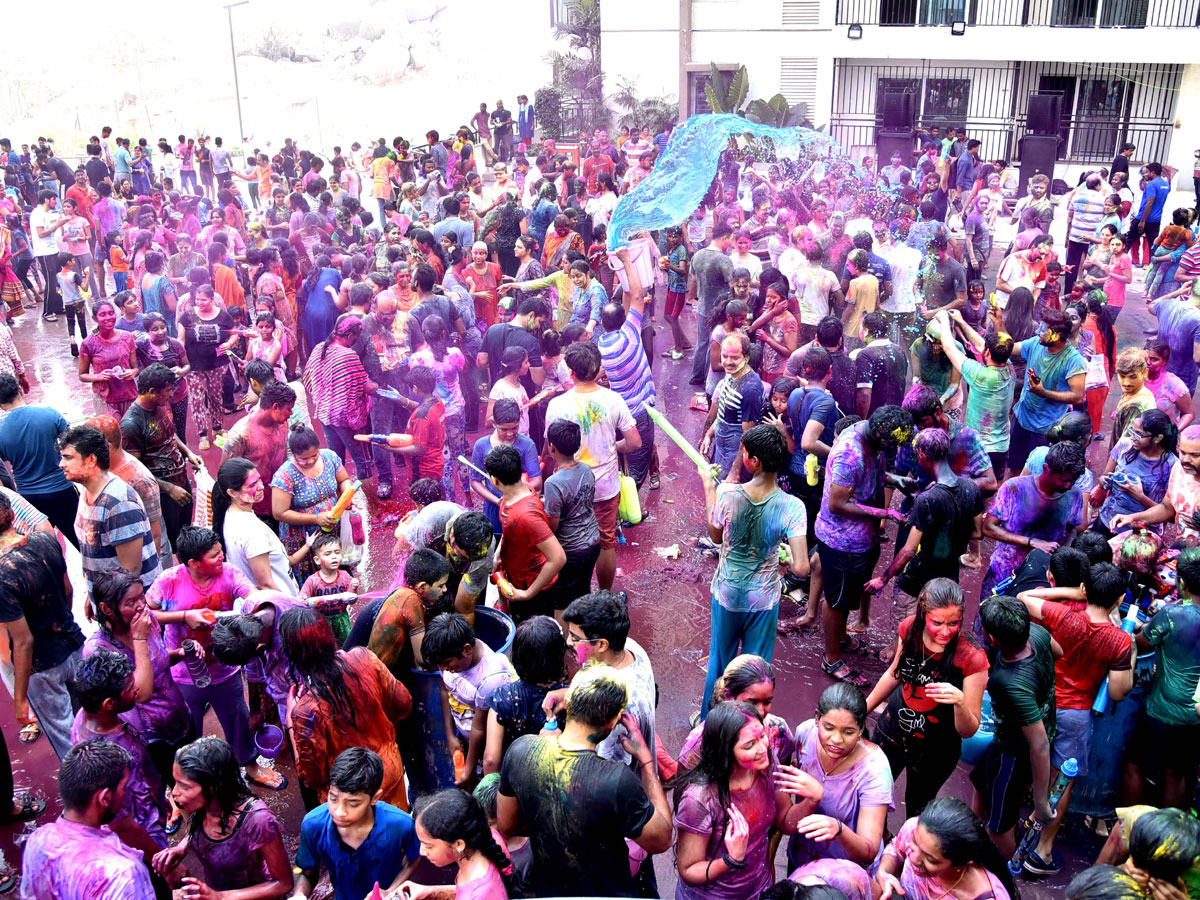 Holi Celebration in Hyderabad Photo Gallery - Sakshi27