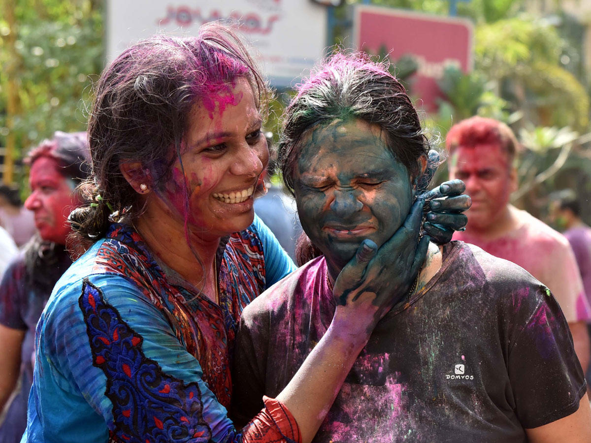 Holi Celebration in Hyderabad Photo Gallery - Sakshi28